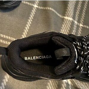 Balenciagas triple S size 42 or  size 8/8.5